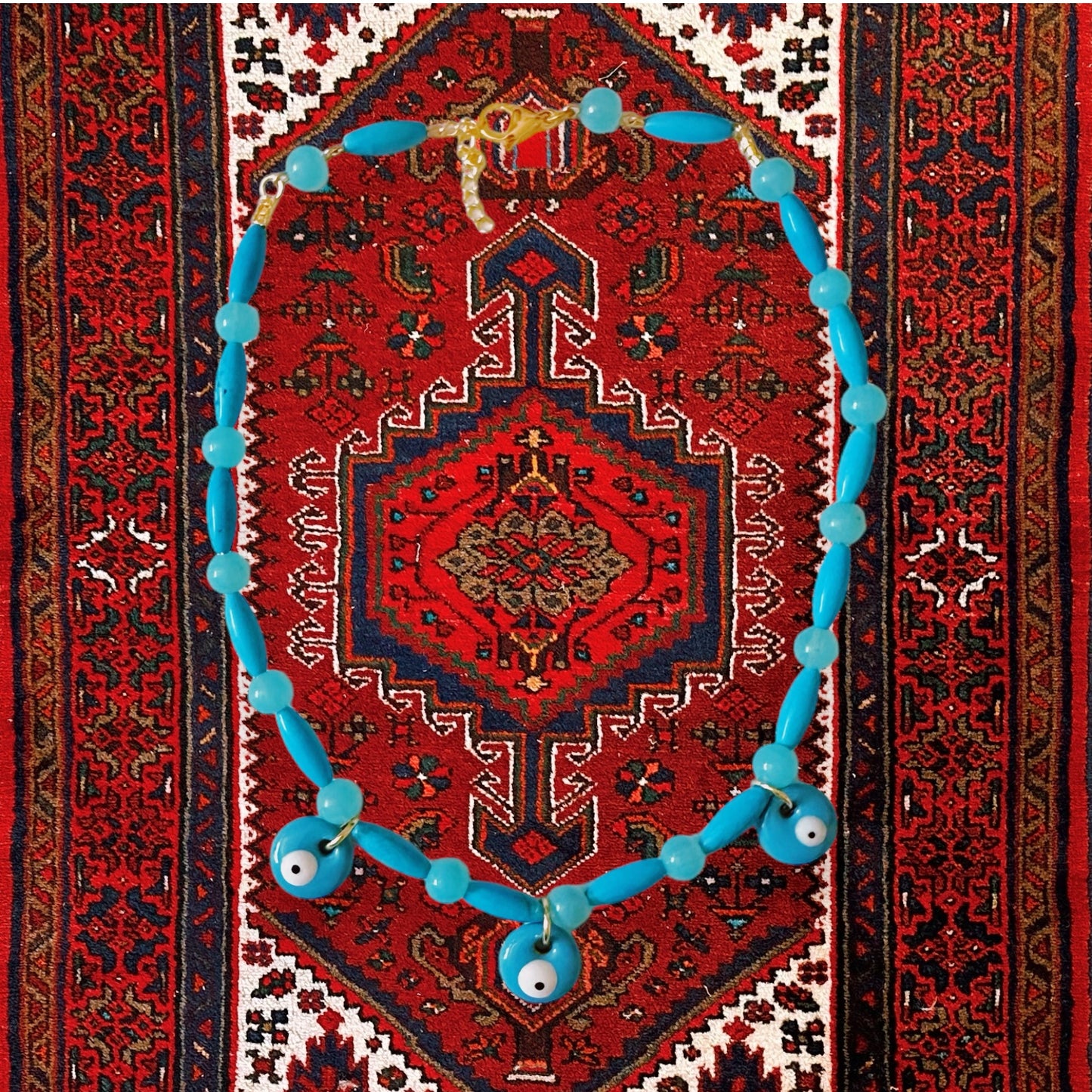 Âzâ Beads