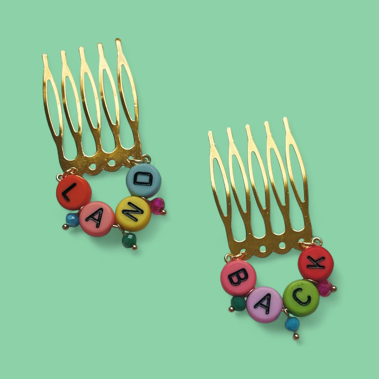 The Hêvî Comb Clips