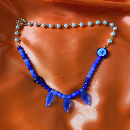 Azul, Mor y Sabz